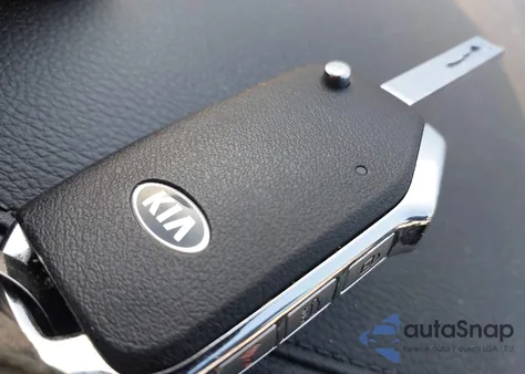 2020 Kia Forte Lxs из США, поврежденный, VIN 3KPF24AD9LE260812